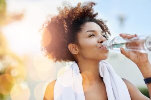 Descubra as 7 Estratégias Infalíveis para Hidratação no Verão