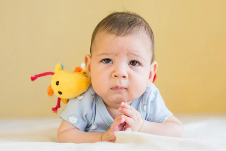 Sinais de alerta para o autismo: o que observar nos primeiros anos de vida