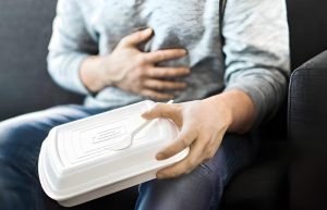 Dor abdominal após refeições gordurosas